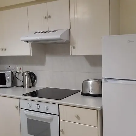 304 Carisa Holiday Flat * Larnaca